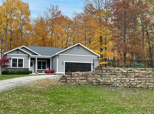1766 Glen Wood Dr, Ludington, MI 49431