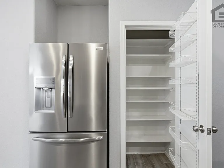 1328 S Bridgegate Dr — Photo 11