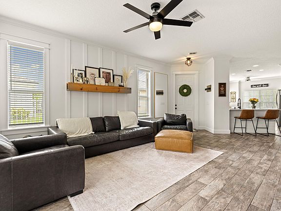3rd image of 10932 SW Dunhill Court