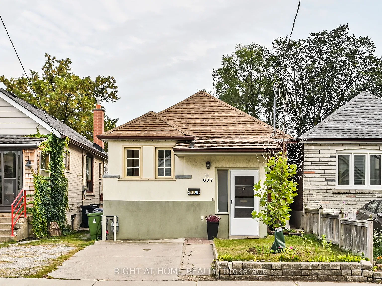 2 bed, $2,930 — Photo 1