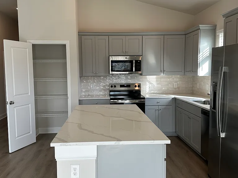 117 Cades Blf — Photo 9