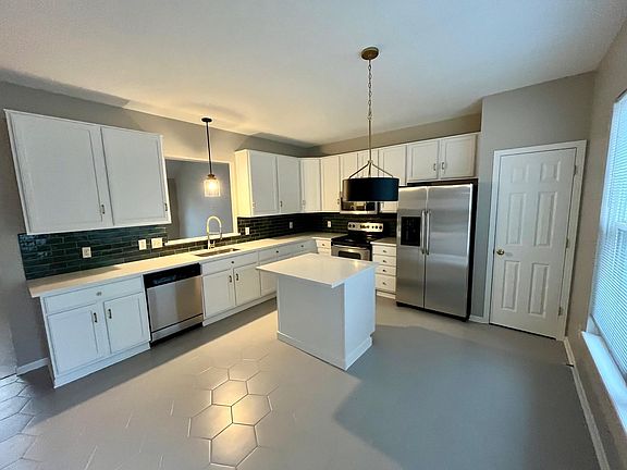2nd image of 7174 Normanton Dr