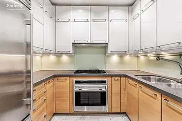 Rented by Sotheby's International Realty