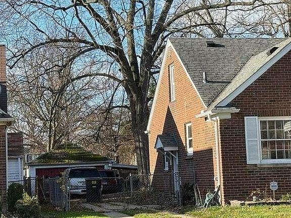 2nd image of 5787 Neff Ave