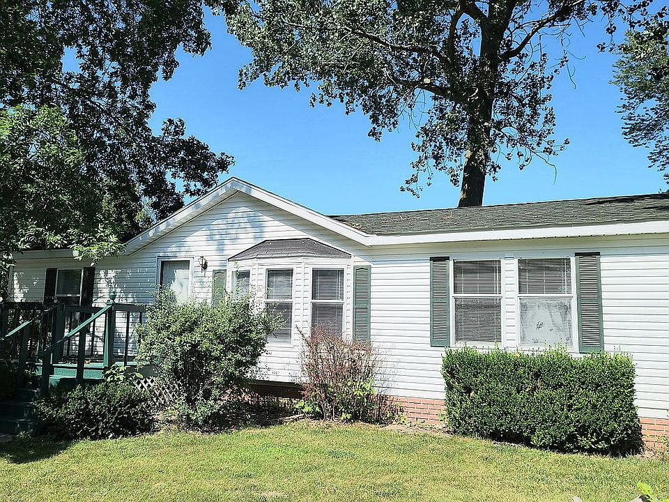1st image of 2939 N Lake Beach Dr