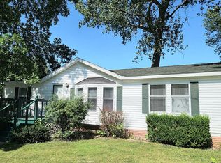 2939 N Lake Beach Dr, Bay City, MI 48706