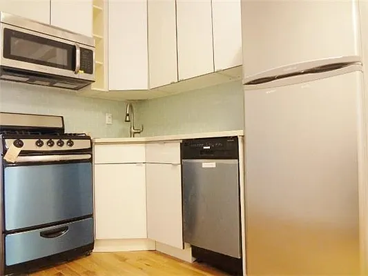 Rented by I & I New York | media 8