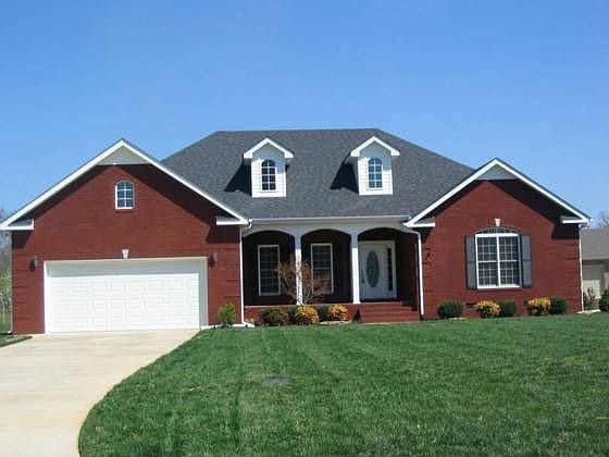 1st image of 365 Crimson Dr