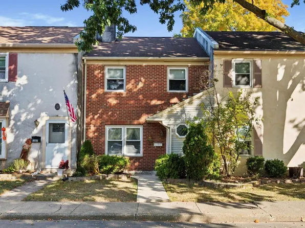 209 Lancaster Ct, Quakertown, PA 18951