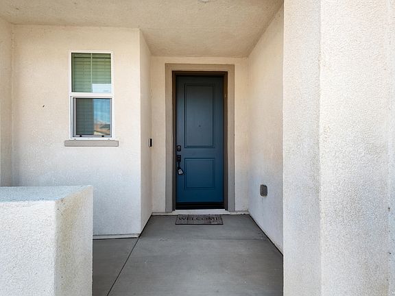 4th image of 36925 Buccella Ln