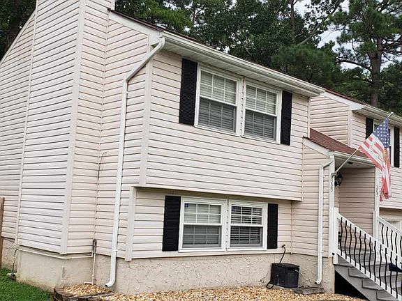 5th image of 305 Tower Ln