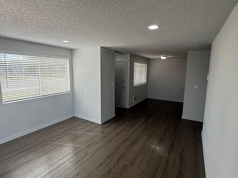 247 Lorraine Ave — Photo 21