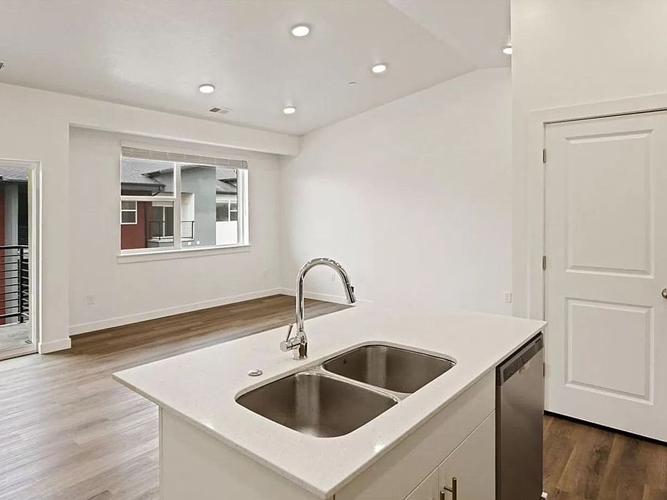 473 W 40 S Providence, UT Zillow