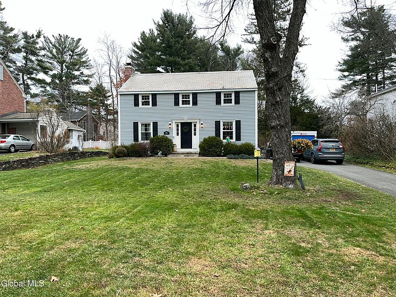 4th image of 91 Fernbank Avenue