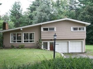 79 Bourque Rd, Lynnfield, MA 01940