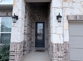 688 Harris Ridge Dr, Arlington, TX 76002