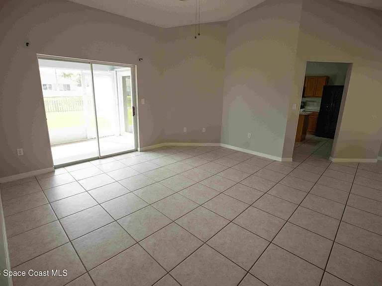 3821 Long Leaf Dr — Photo 6