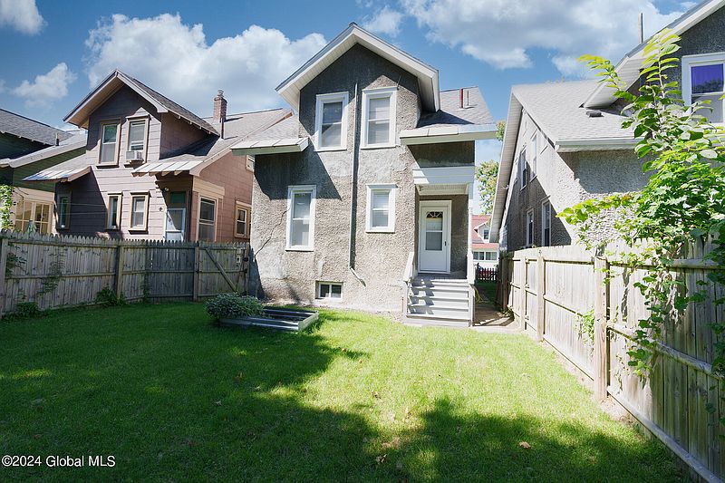 3rd image of 64 Grove Avenue