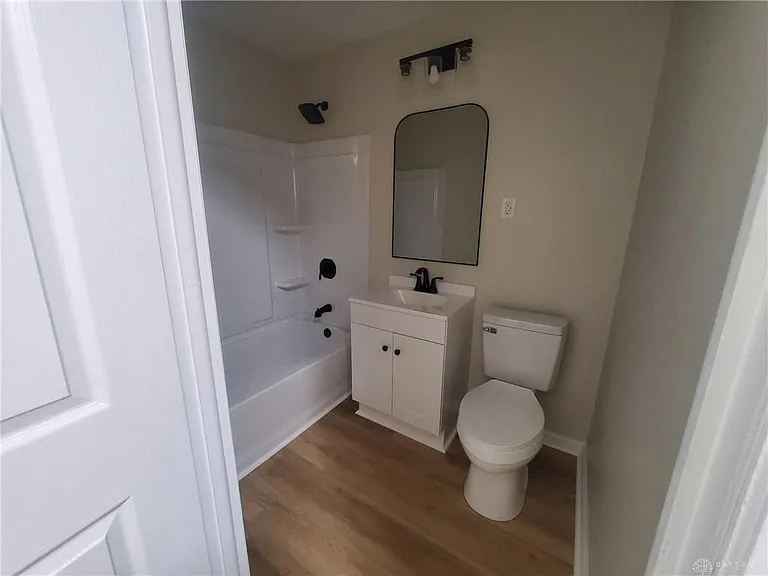 3833 Pobst Dr — Photo 4
