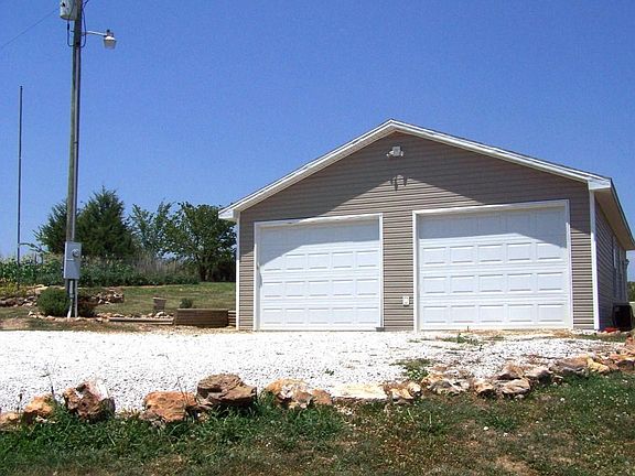 Detached garage 26x42