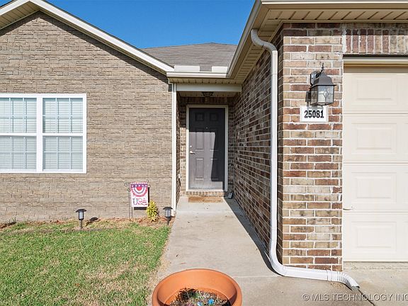 4th image of 25081 S Brook Ln