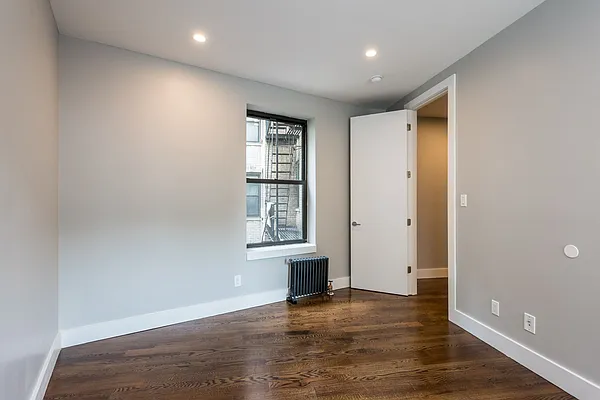 Rented by Nooklyn NYC LLC | media 26