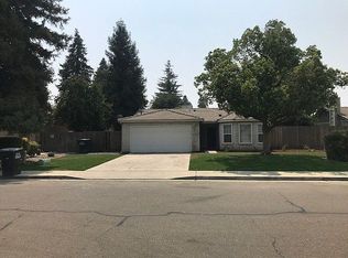 2237 W Elowin Ave, Visalia, CA 93291