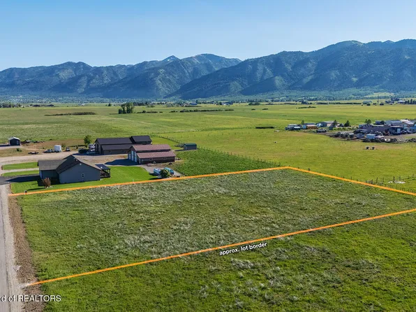 LOT 2 E Circle Dr, Thayne, WY 83127