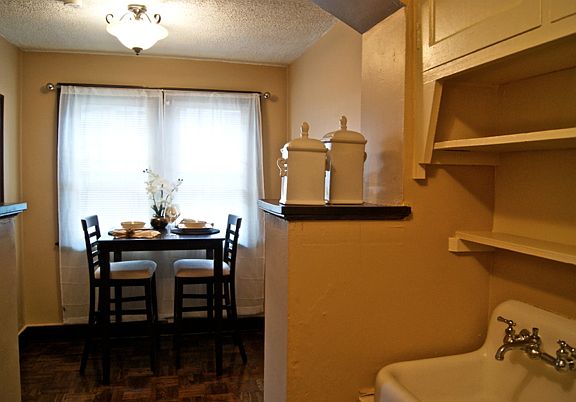 2nd image of 3503 Jones St #110-A900