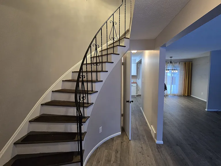 6488 State Rd #7B — Photo 5