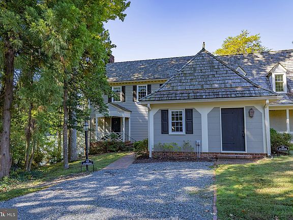 2nd image of 43 Muirfield Ct