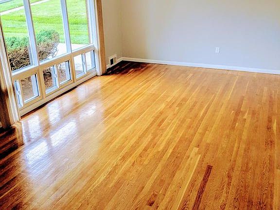 4th image of 13803 Loree Ln