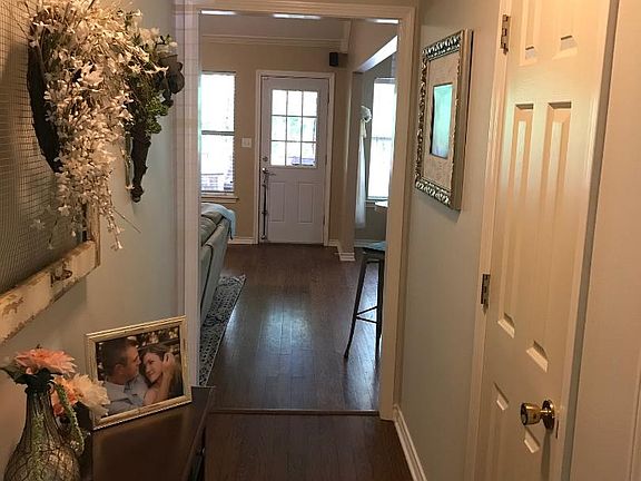 4th image of 204 Paint Brush Cir