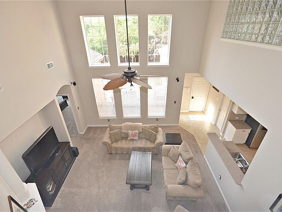 5th image of 2921 Ramblewood Way