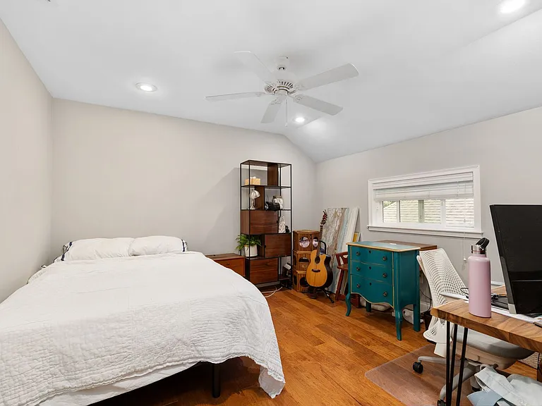 3773 SW 21st Dr — Photo 44