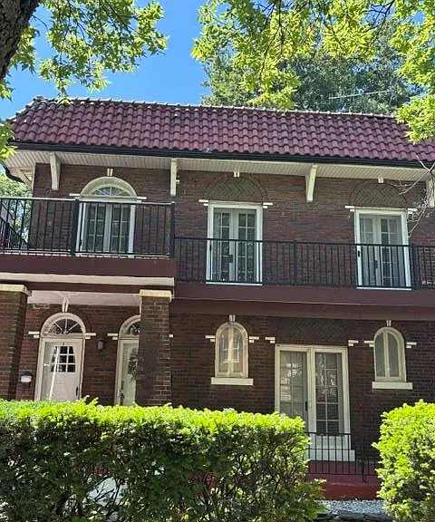 913 Concordia Ln — Photo 1