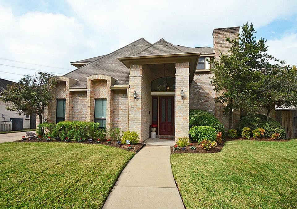 1st image of 1107 Swallow Cir