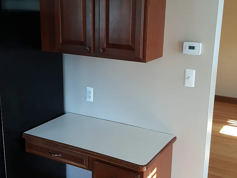 Dining / kitchen transition