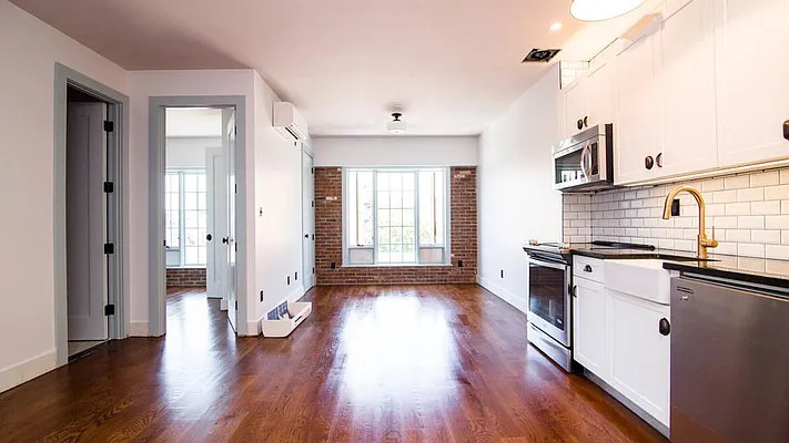 Rented by Nooklyn NYC LLC | media 1