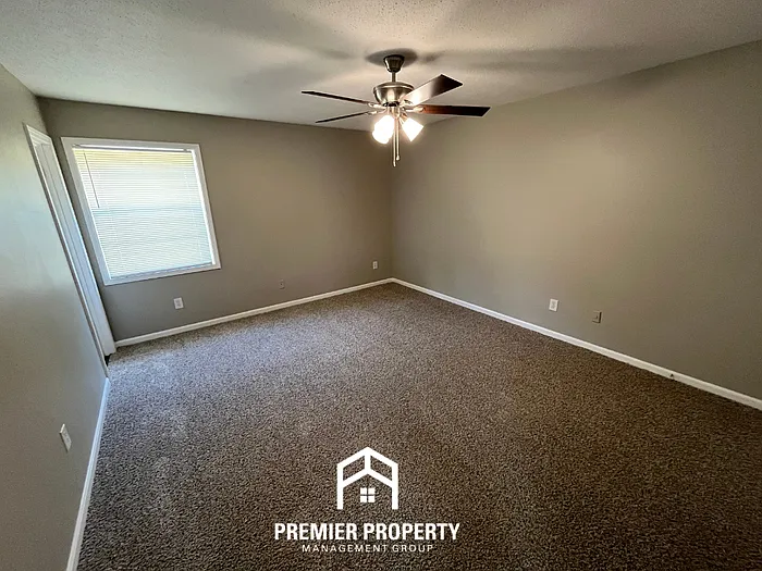 2986 Meadowfair Rd — Photo 13