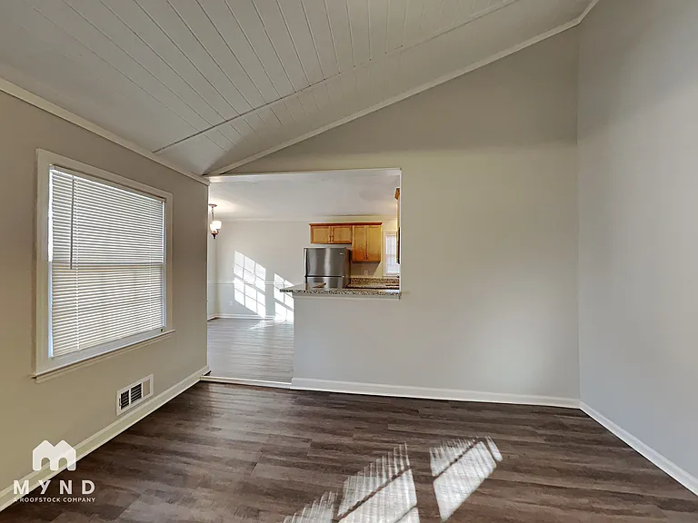 5445 Mill Valley Dr — Photo 7