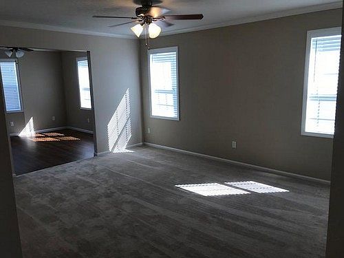 3rd image of 15009 Savanah Ave