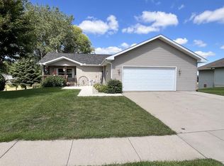 111 Lazy Lake Dr, Fall River, WI 53932