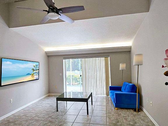 4th image of 4488 Winston Ln S