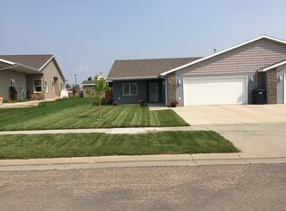 5325 Nia, Bismarck, ND 58503