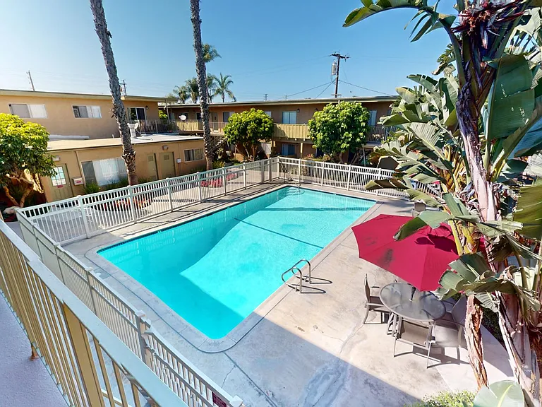 16220 Cornuta Apartments — Photo 10