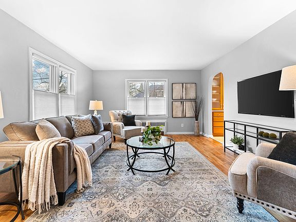 5th image of 1407 Marlborough Dr