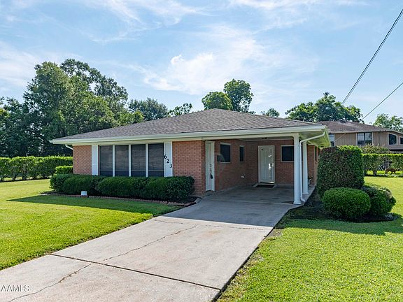 2nd image of 623 S Martin Luther King Dr
