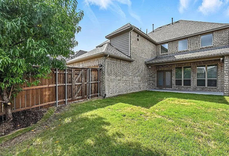 12559 Ravine Creek Rd — Photo 17