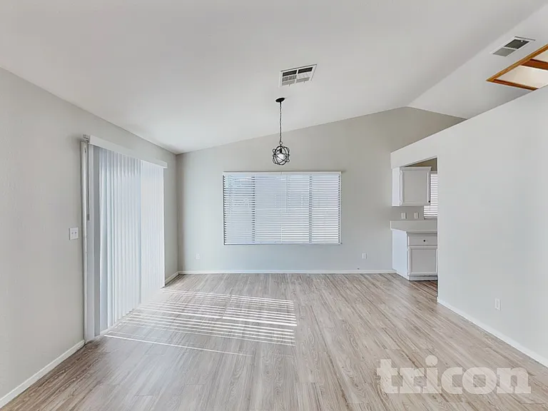 5044 Vista Del Rancho Way — Photo 4